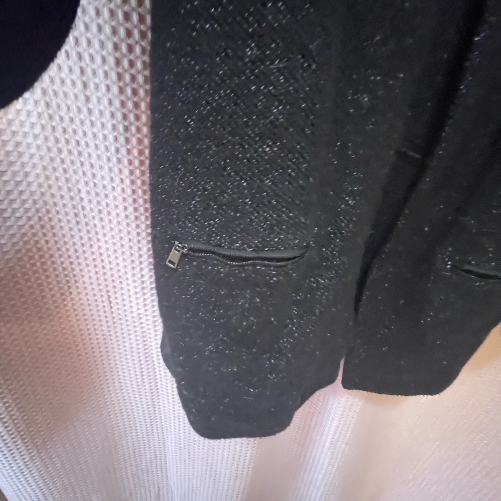 Jacket - Picture 2 of 4
